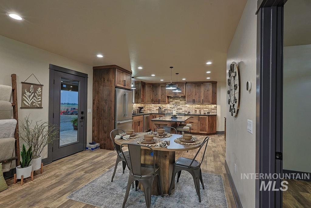 427 E 300 N Property Photo 15