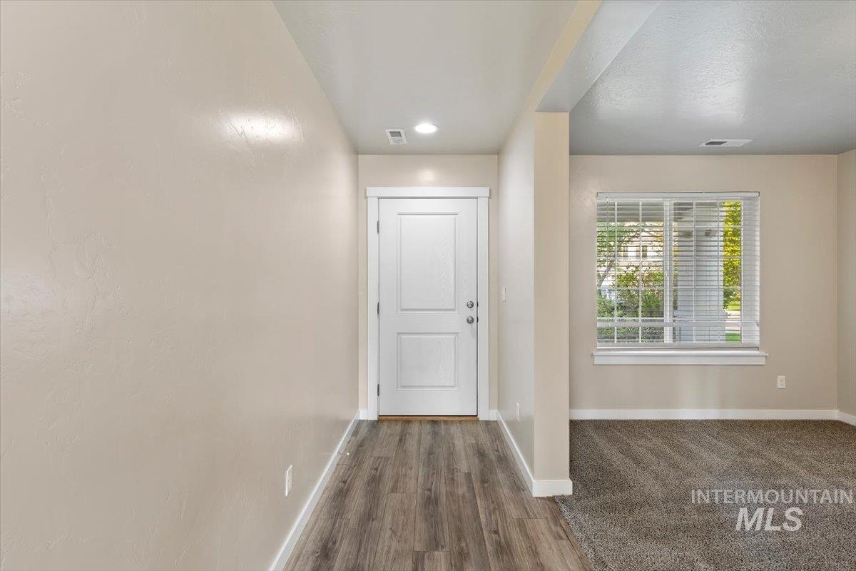 5062 N Maplestone Ave Property Photo 17