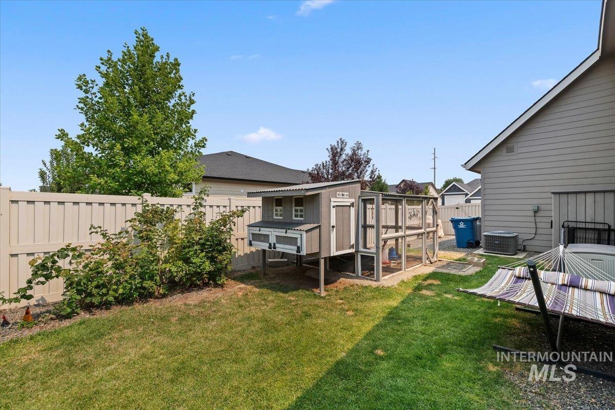 1653 Shoal Point Ave Property Photo 43