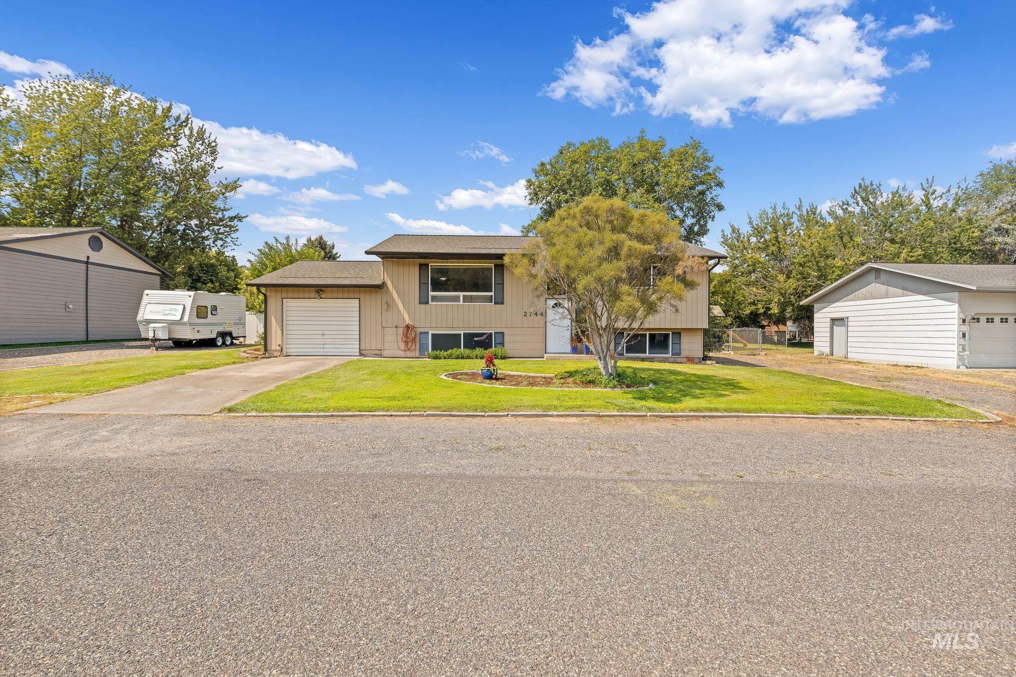 2744 Rainier Street Property Photo 4