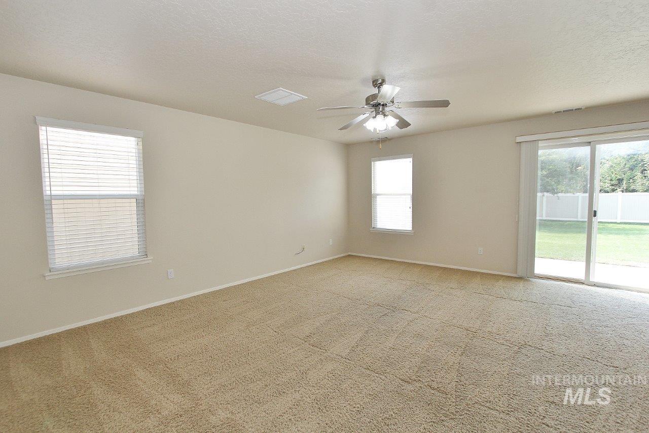1237 E Star Dr. Property Photo 8