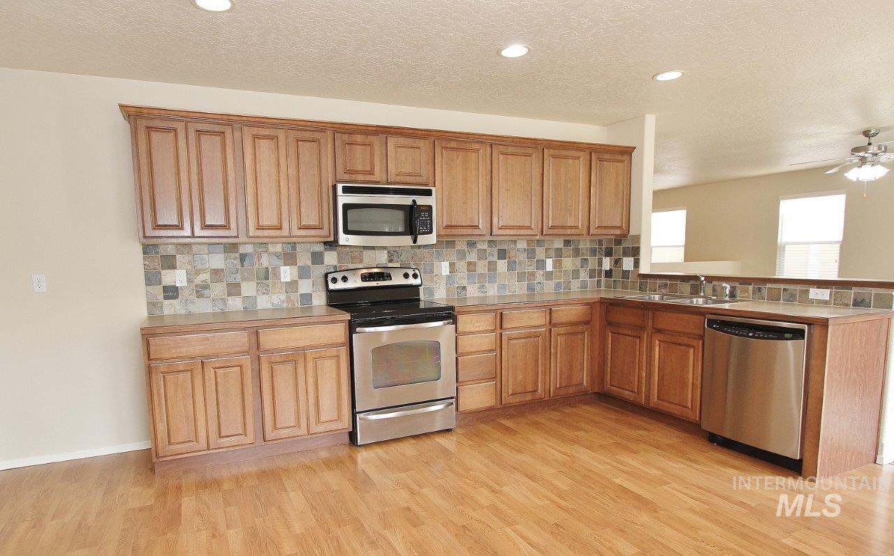 1237 E Star Dr. Property Photo 11