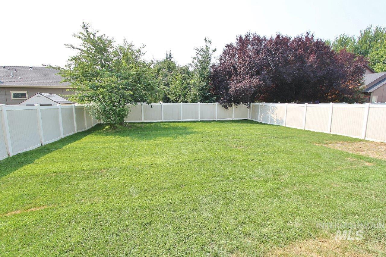 1237 E Star Dr. Property Photo 26