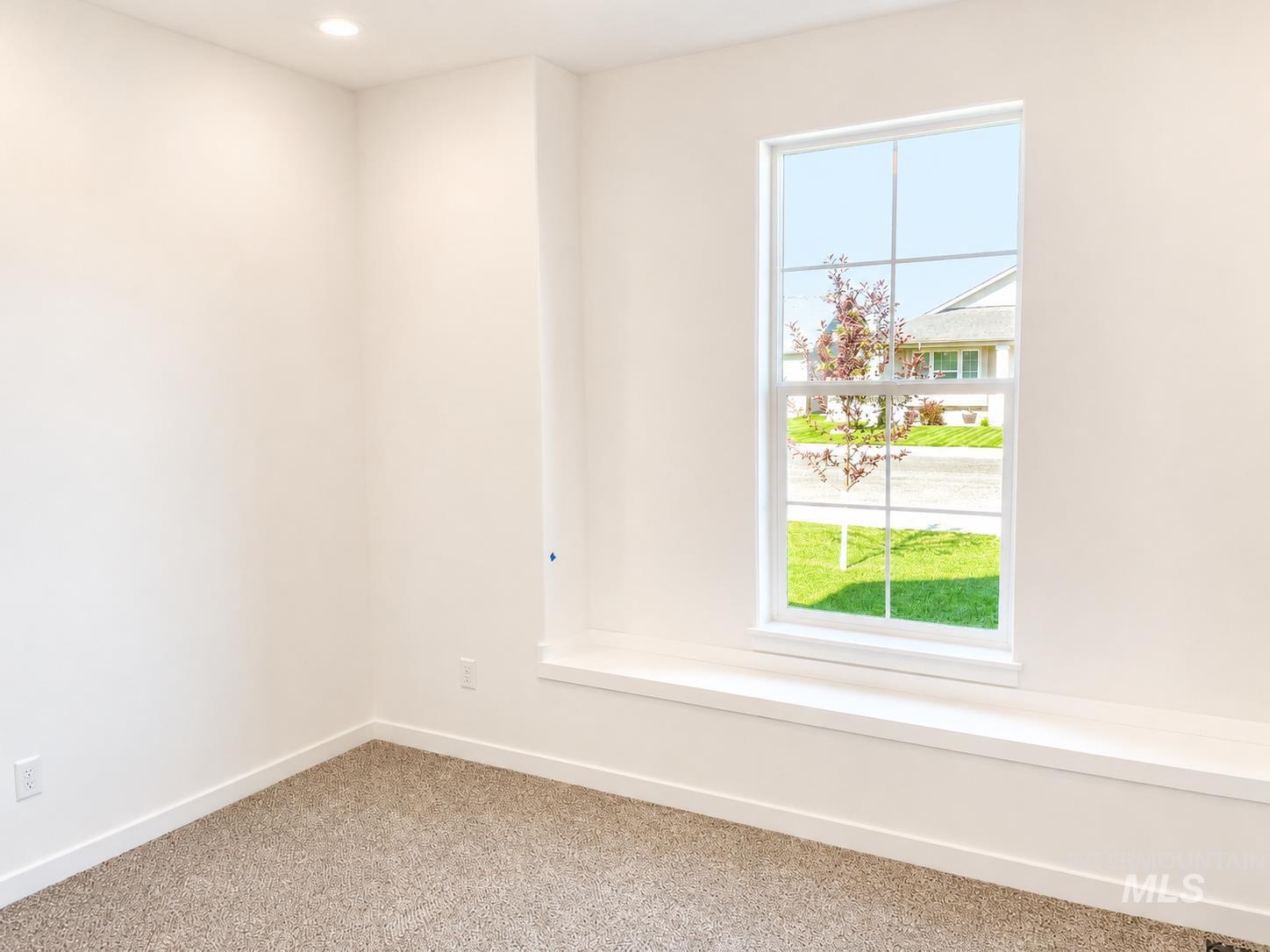 988 Kenbrook Loop Property Photo 11