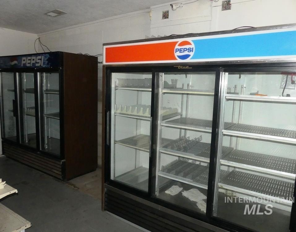 130 River Street Property Photo 8