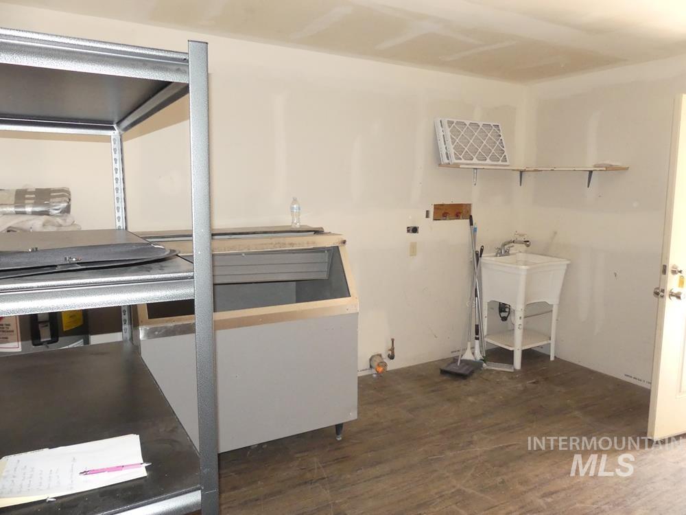 130 River Street Property Photo 19