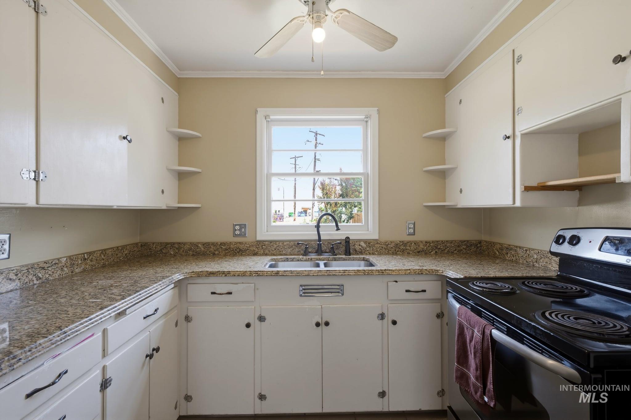 1107 E Logan Street Property Photo 22