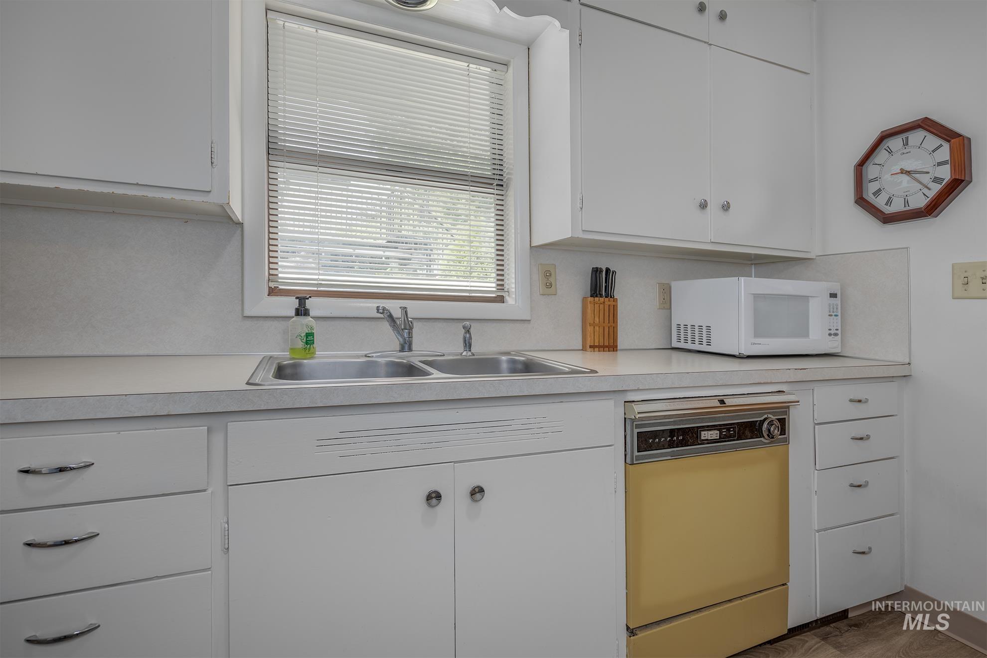 1093 Sw 3rd Ave Property Photo 12
