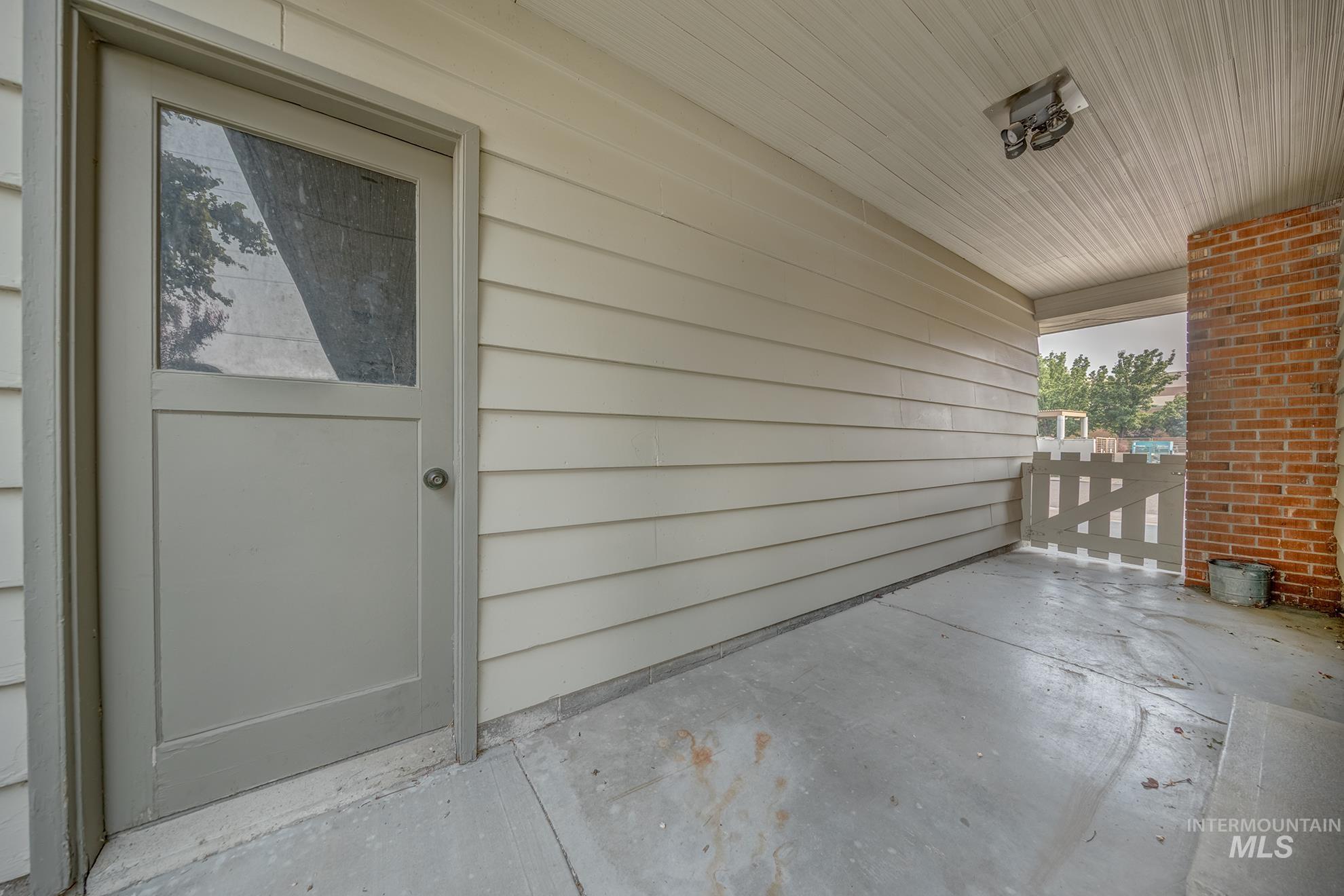 1093 Sw 3rd Ave Property Photo 23