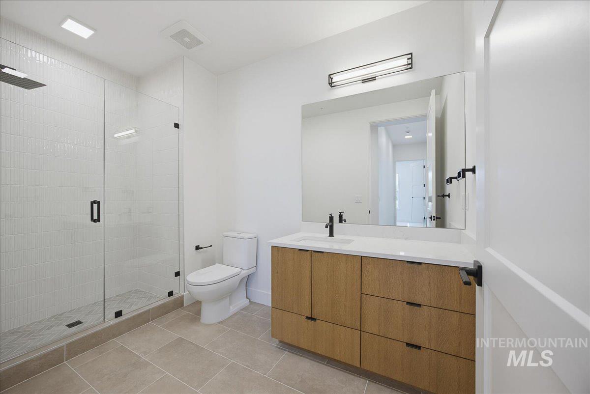 55 E State St Property Photo 17