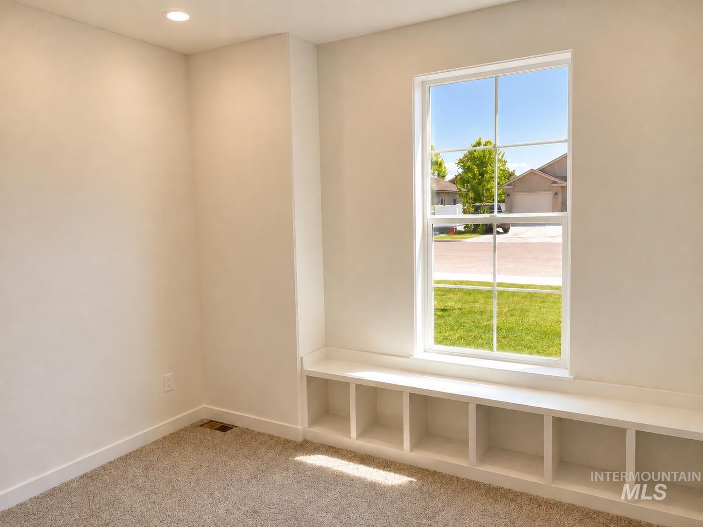 1022 Paintbrush Ave Property Photo 11