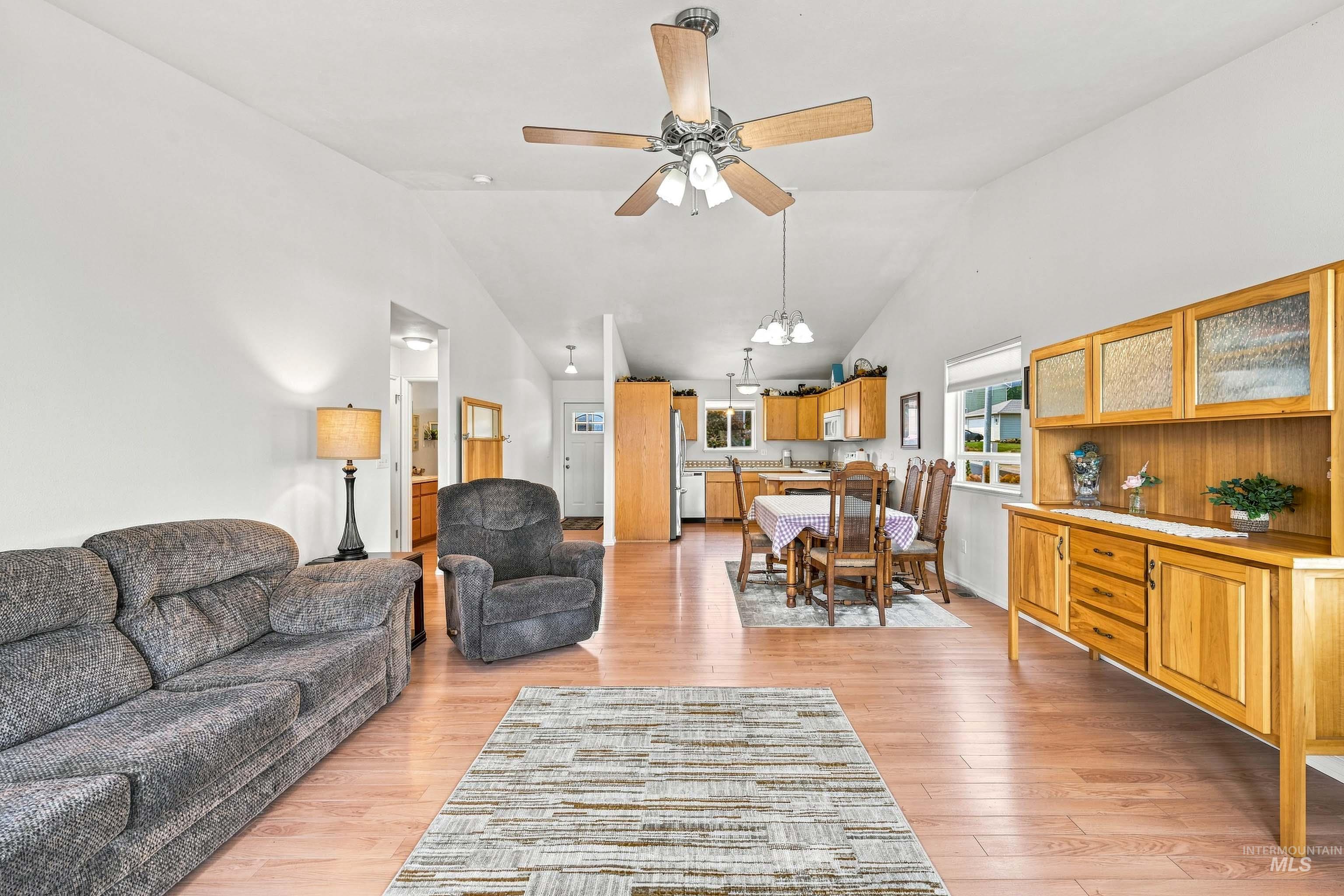 1806 Koda Court Property Photo 6