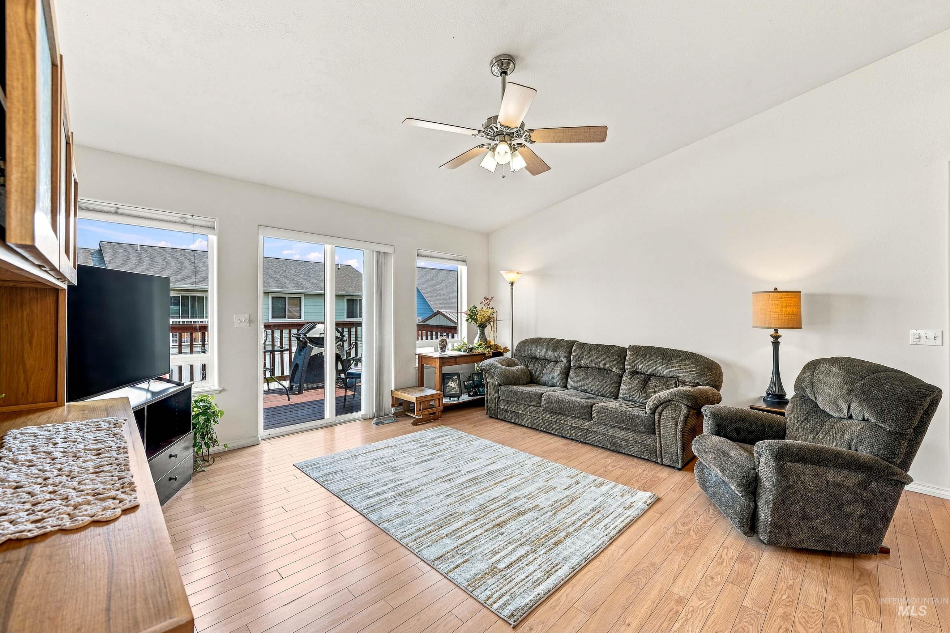 1806 Koda Court Property Photo 7