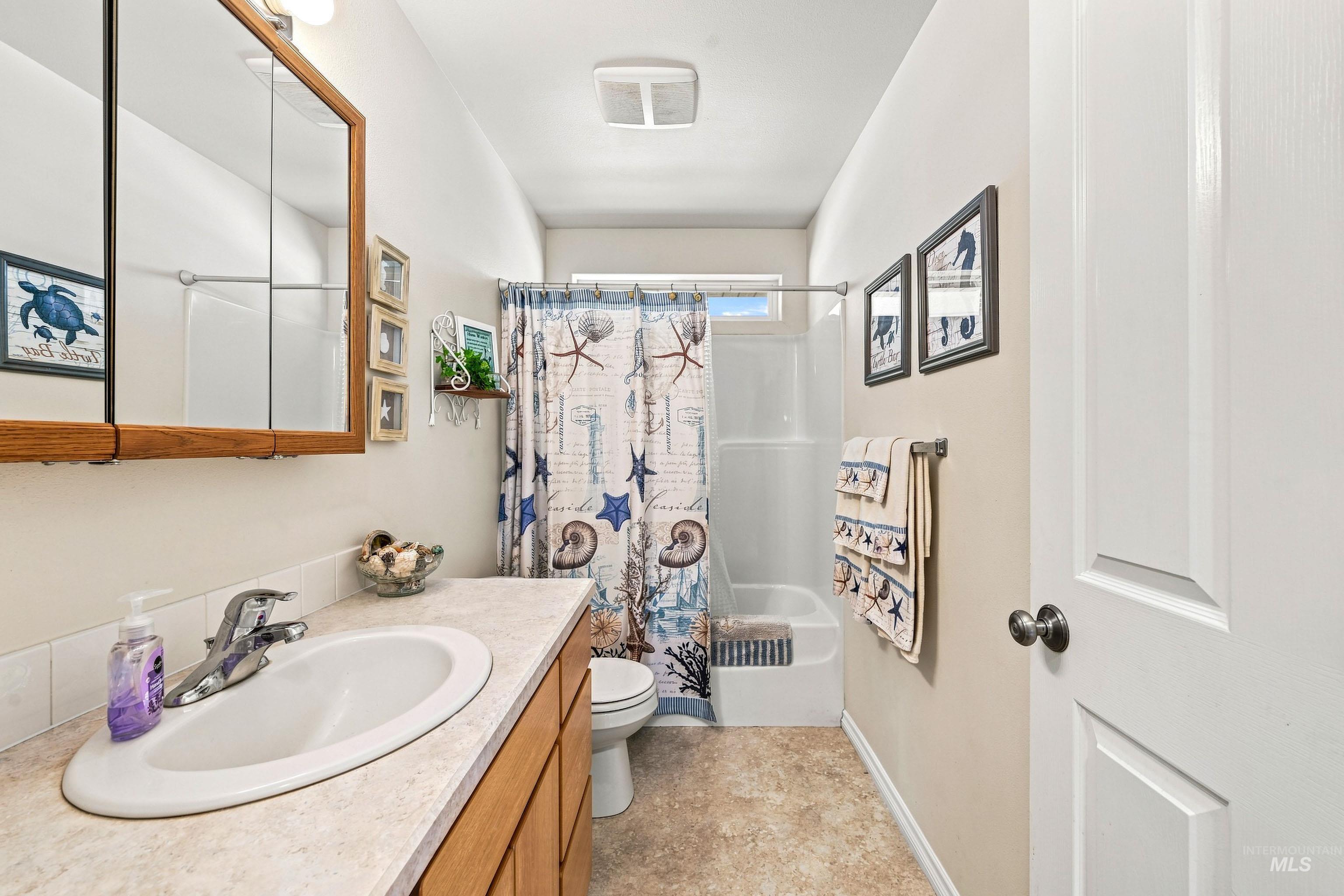 1806 Koda Court Property Photo 17