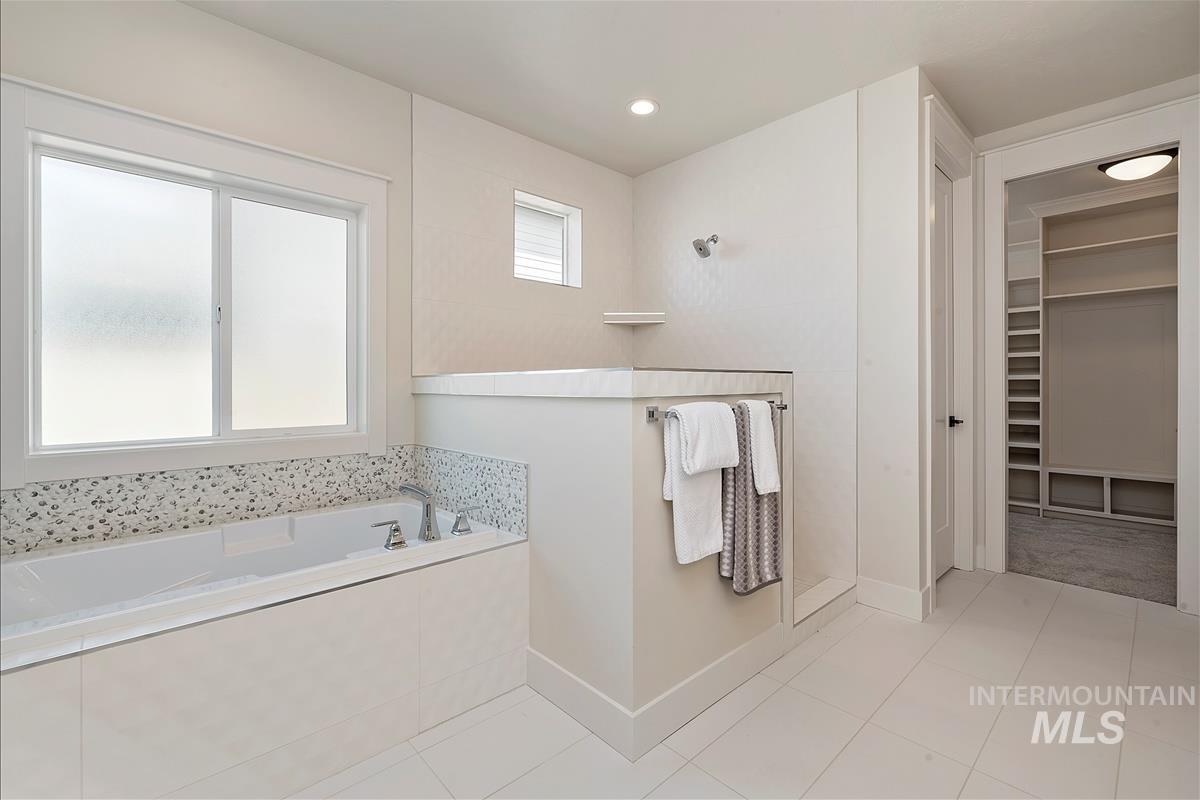 10200 Copperhead Lane Property Photo 12