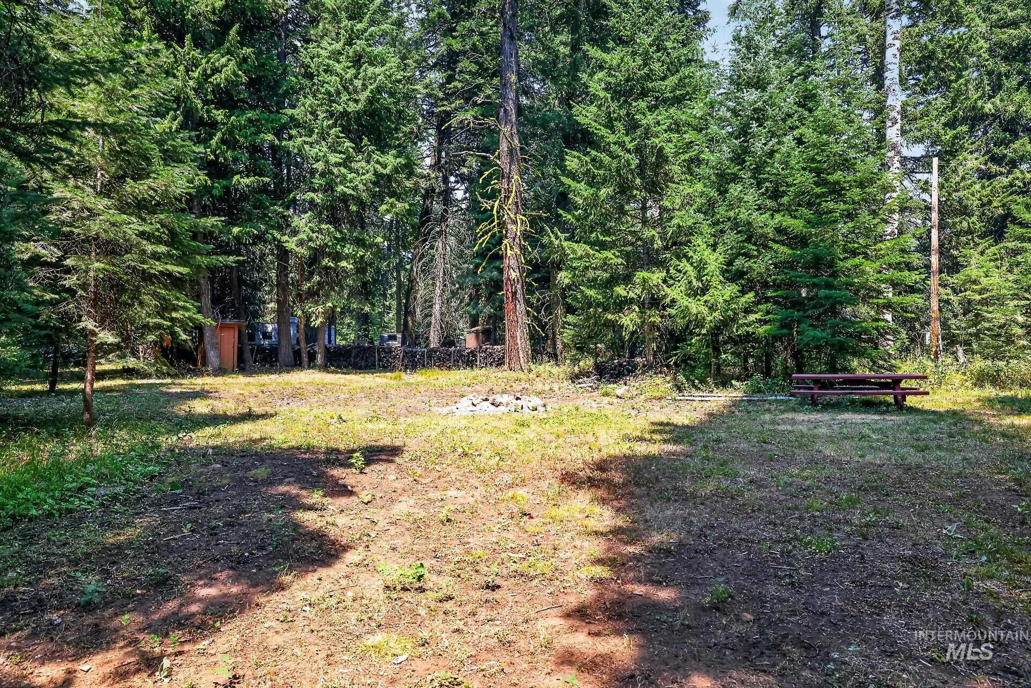 1677 Aspen Trail Property Photo 2