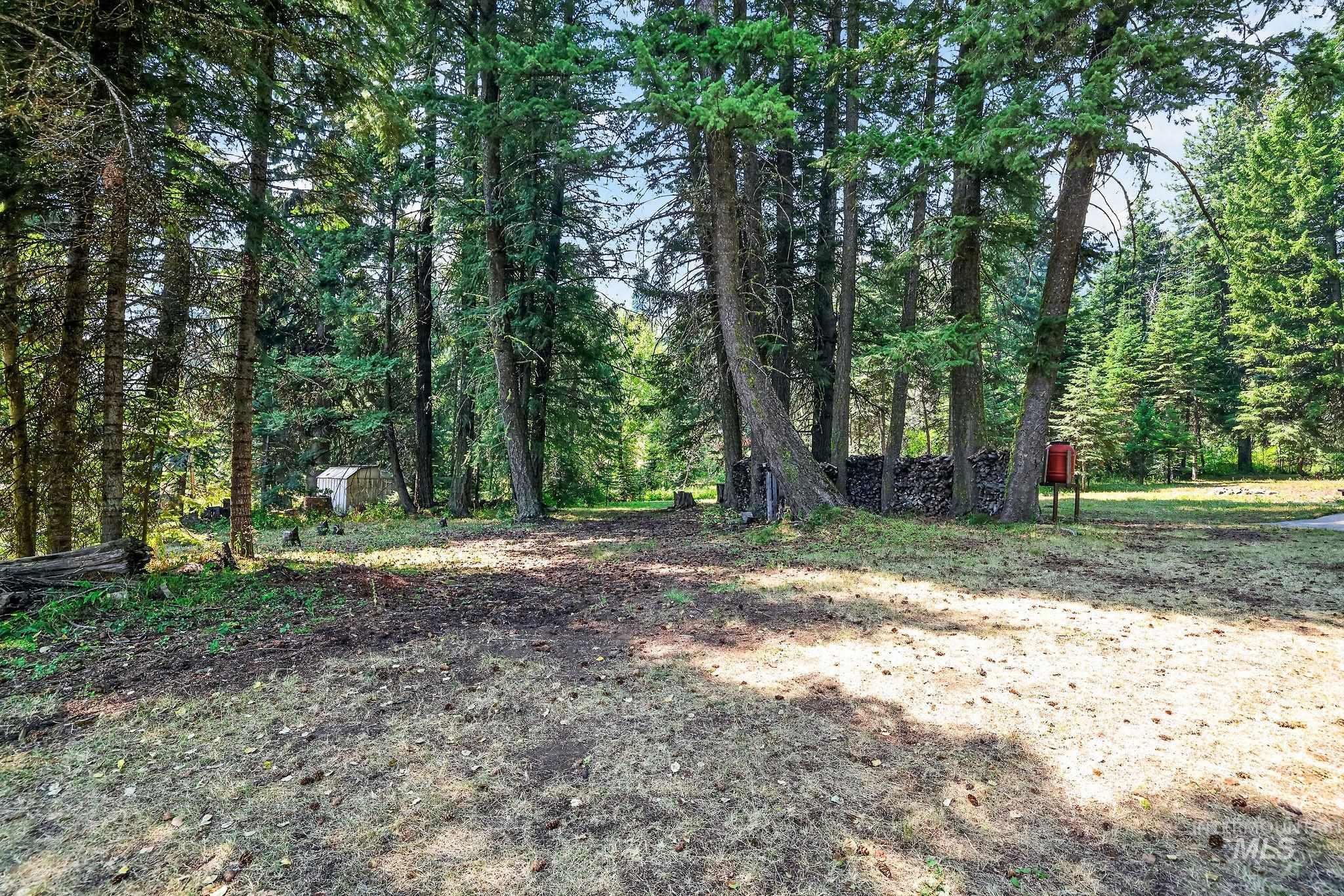 1677 Aspen Trail Property Photo 3