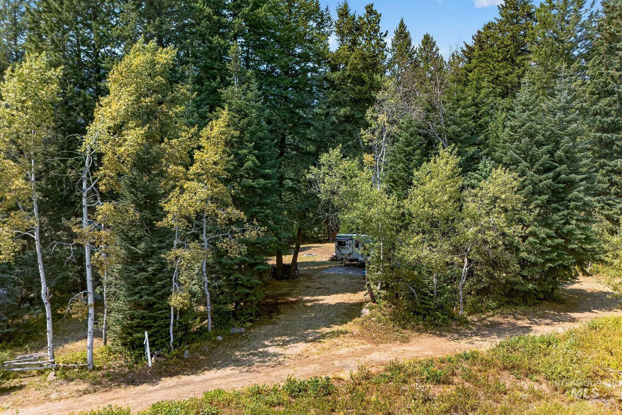 1677 Aspen Trail Property Photo 5