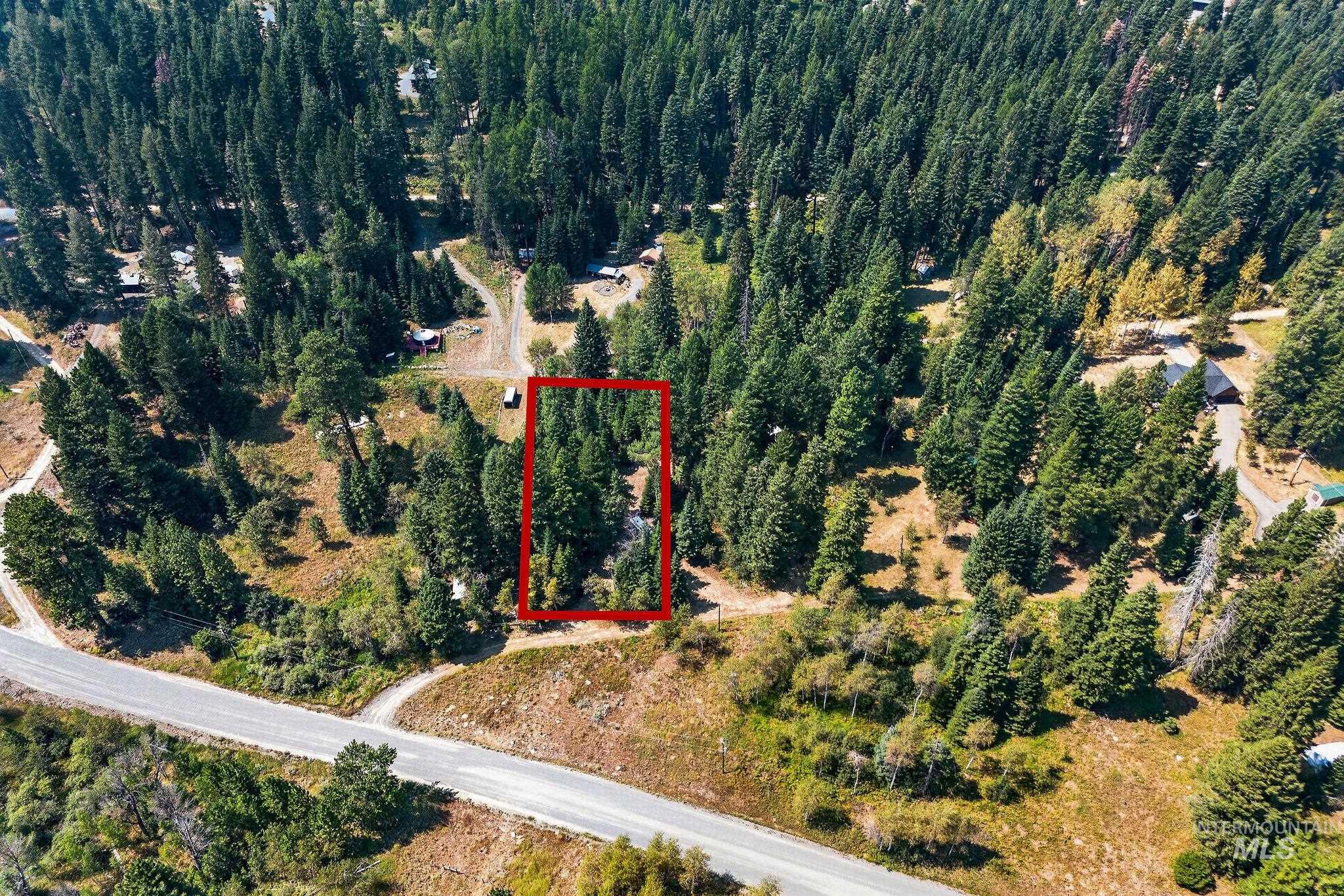 1677 Aspen Trail Property Photo 9