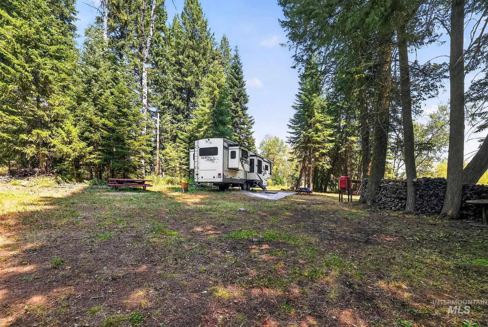 1677 Aspen Trail Property Photo 11