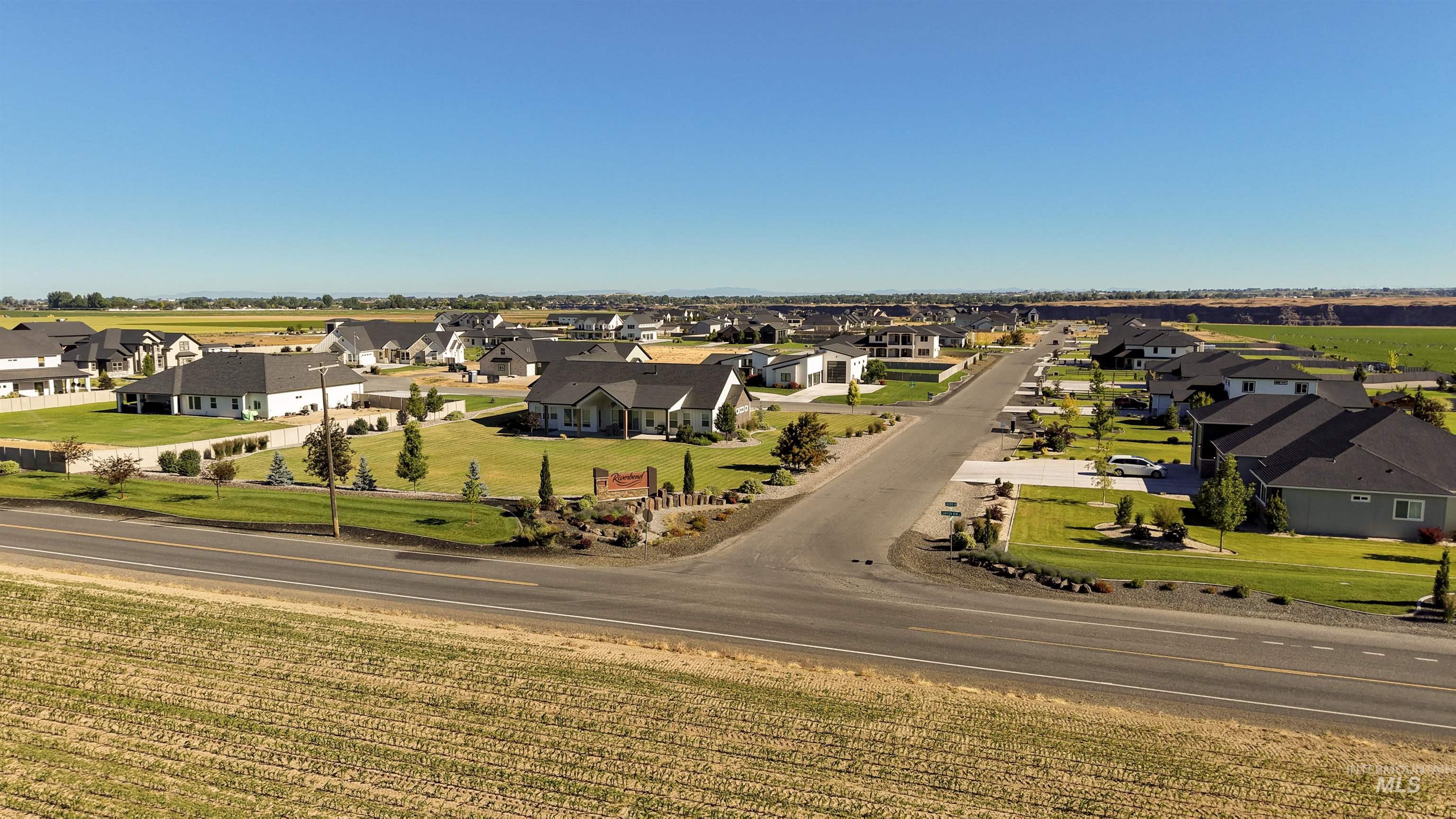 2739 E 4216 N Property Photo 15