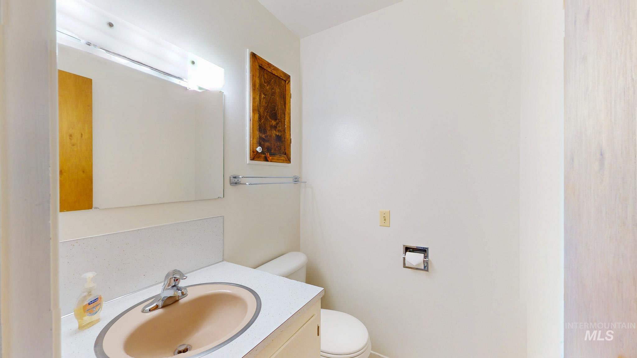 818 N Sunrise Blvd. Property Photo 21