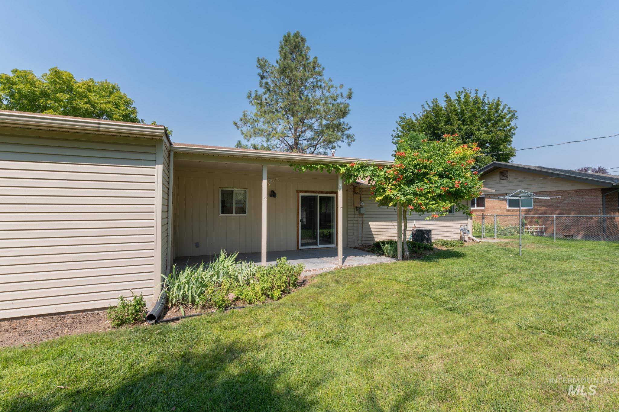 818 N Sunrise Blvd. Property Photo 30