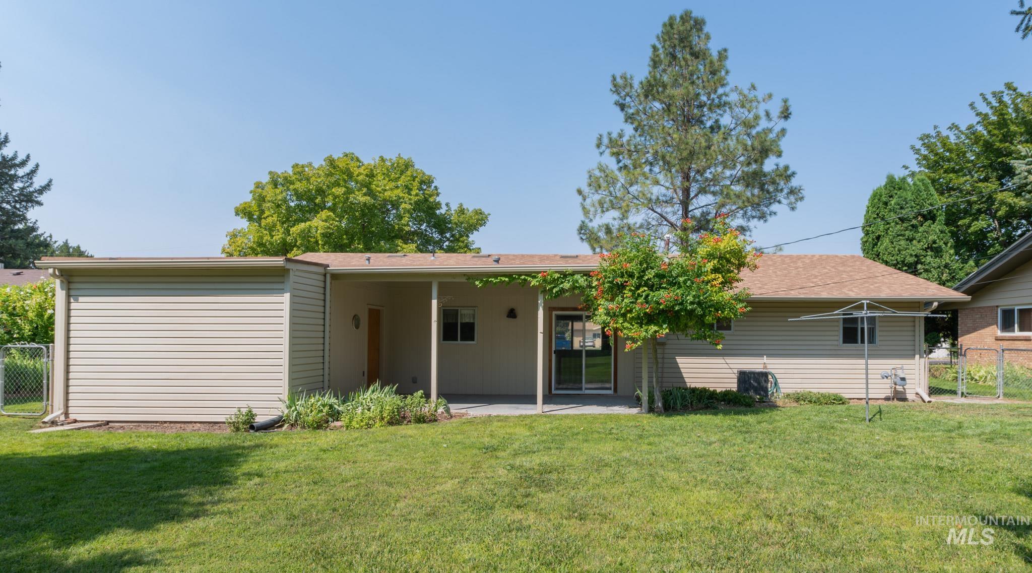 818 N Sunrise Blvd. Property Photo 31