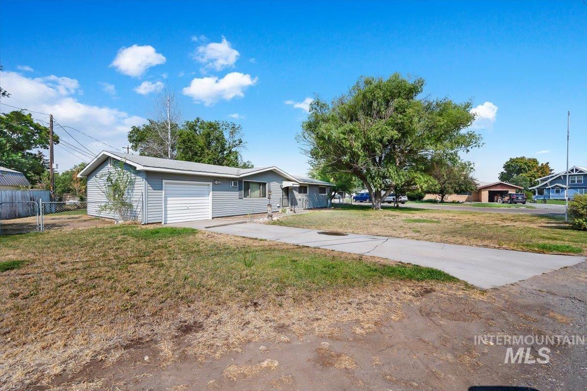 1623 H Street Property Photo 3