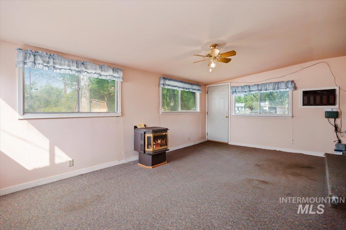 1623 H Street Property Photo 13
