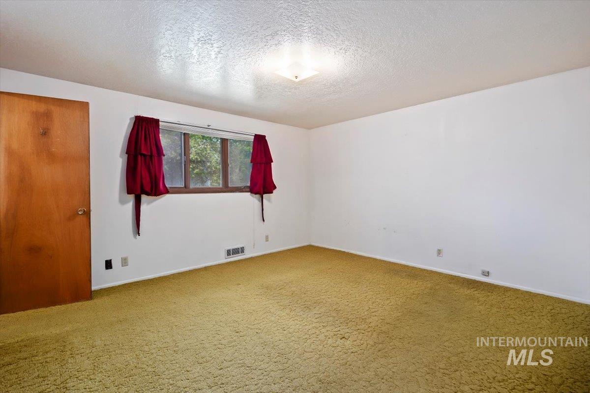 1623 H Street Property Photo 14
