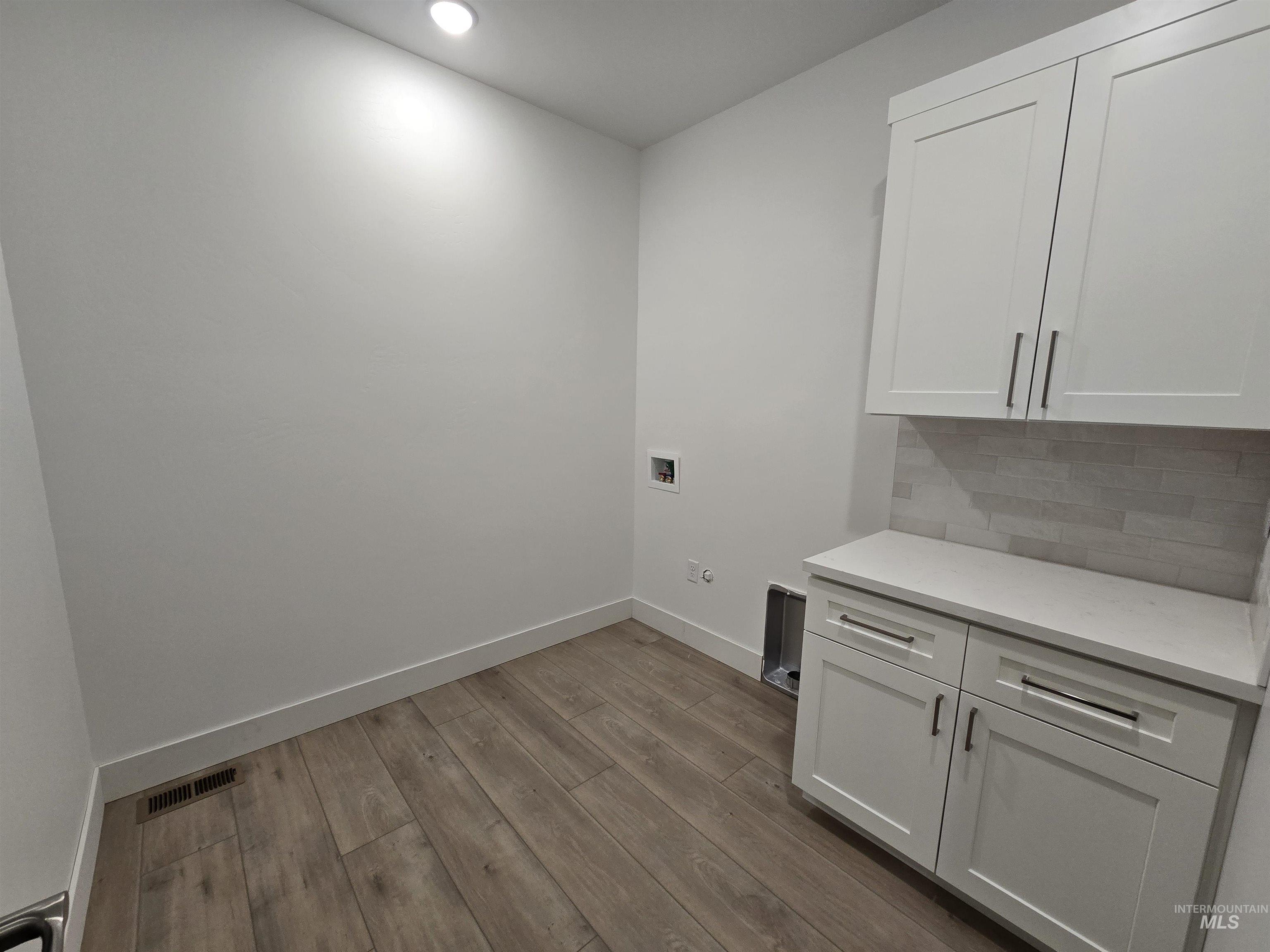 3122 Orion Ave Property Photo 11