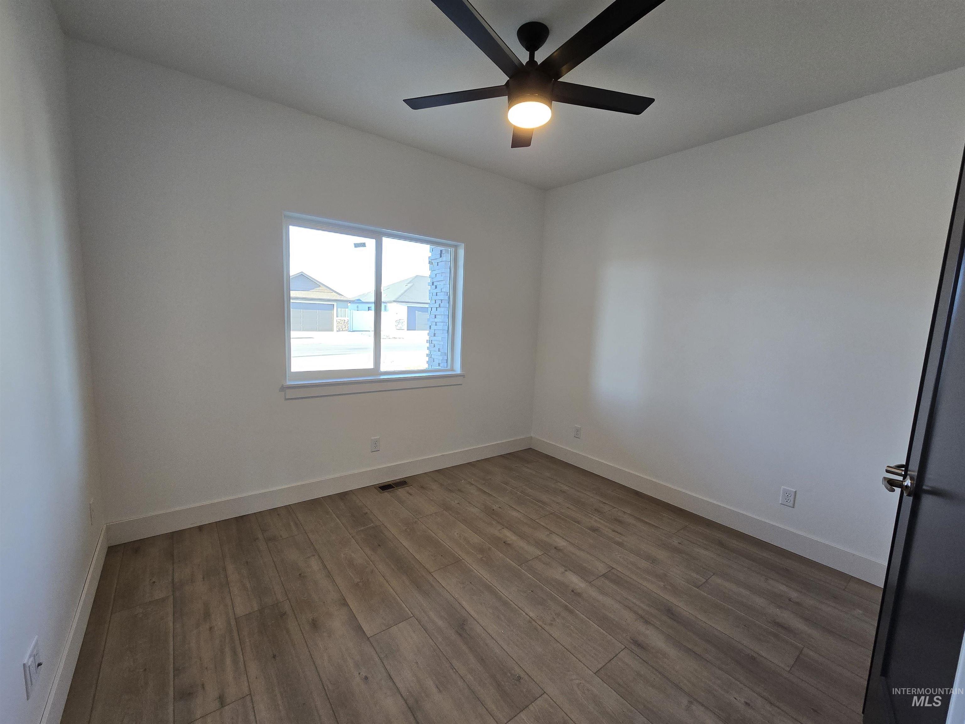3122 Orion Ave Property Photo 13