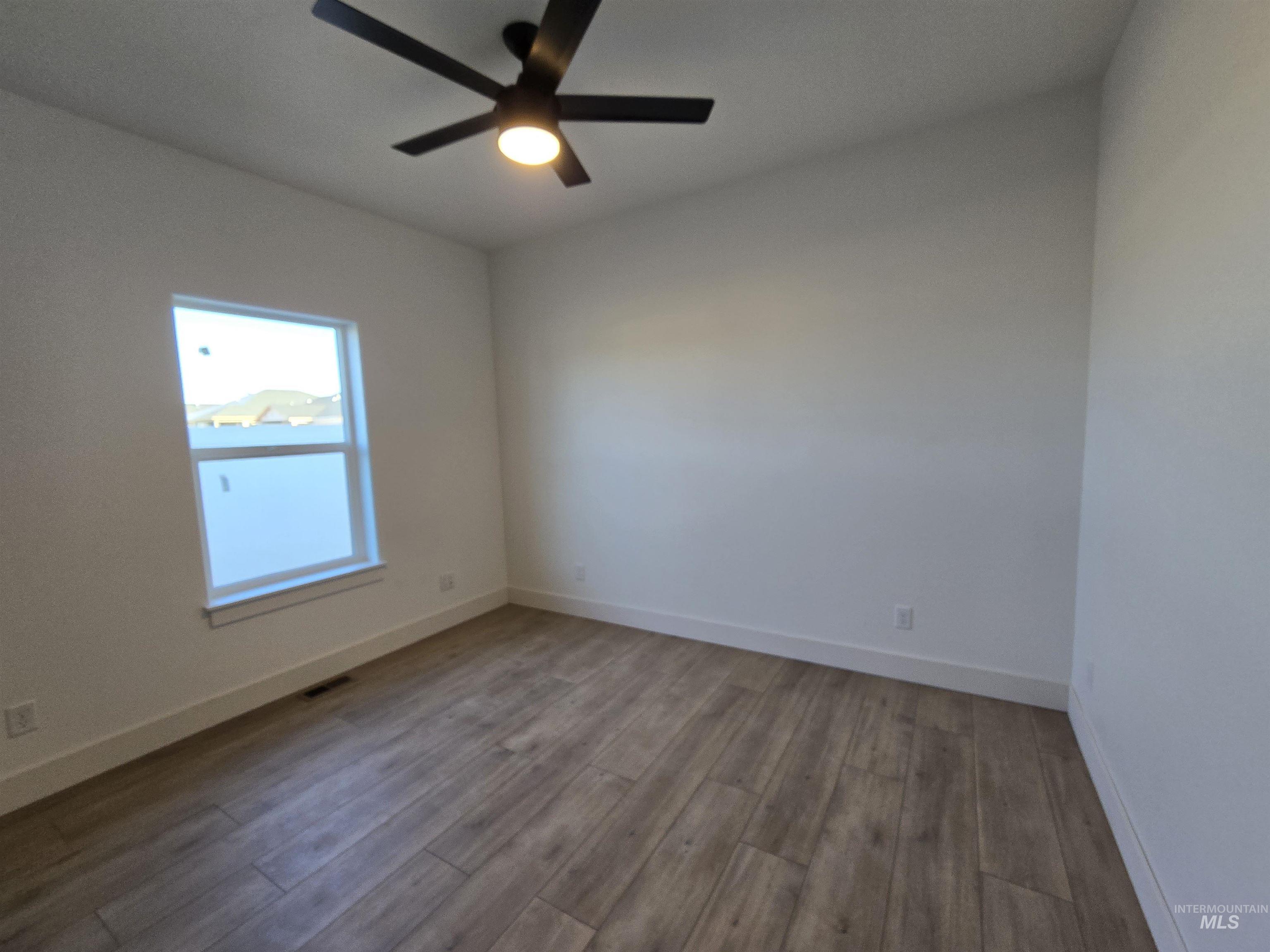 3122 Orion Ave Property Photo 16