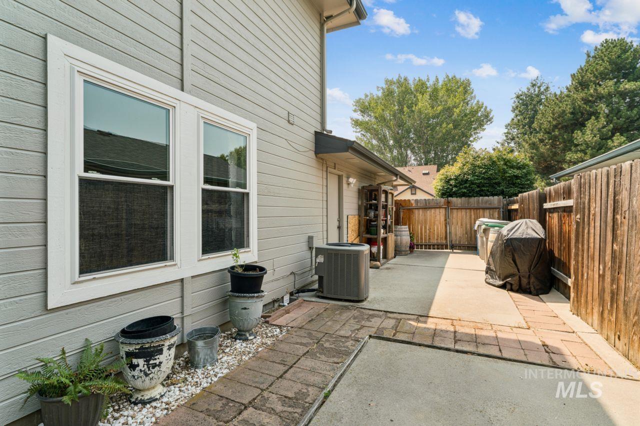 4832 N Fieldcrest Pl Property Photo 43