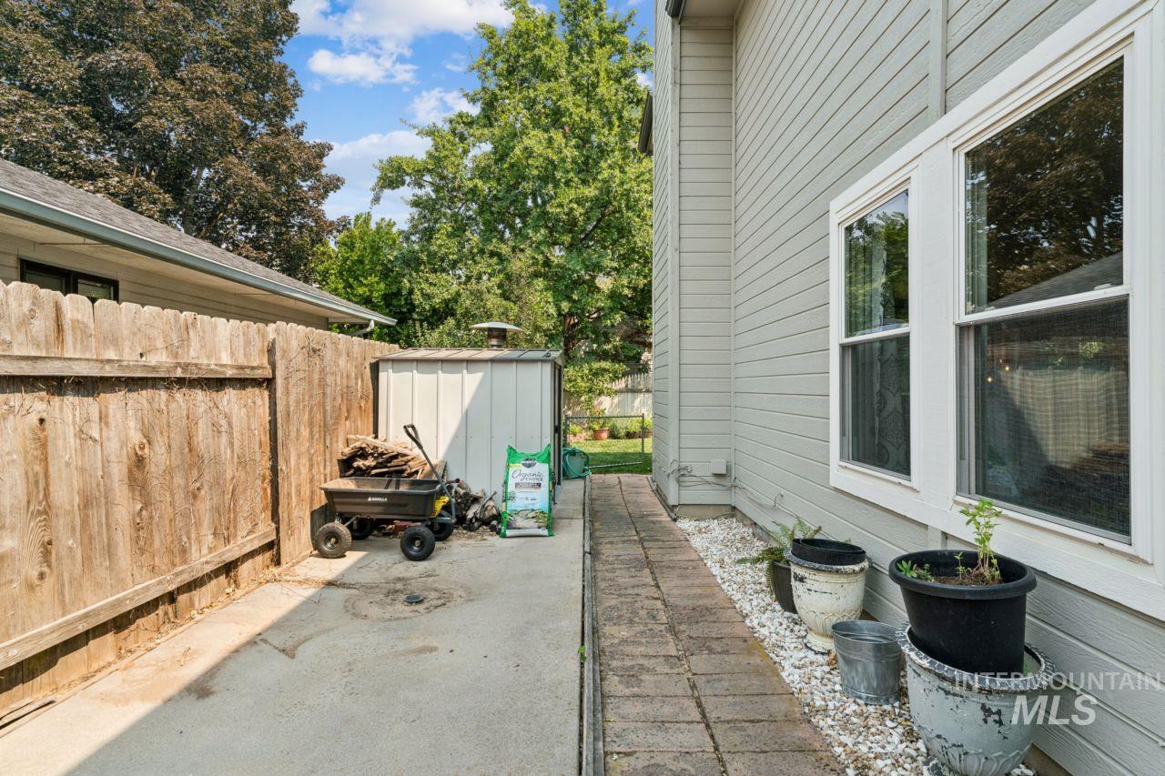 4832 N Fieldcrest Pl Property Photo 44