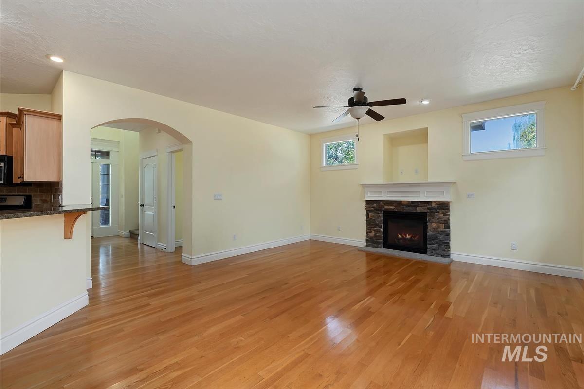 3968 N Quenzer Way Property Photo 9