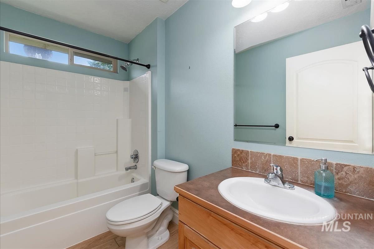 3968 N Quenzer Way Property Photo 15