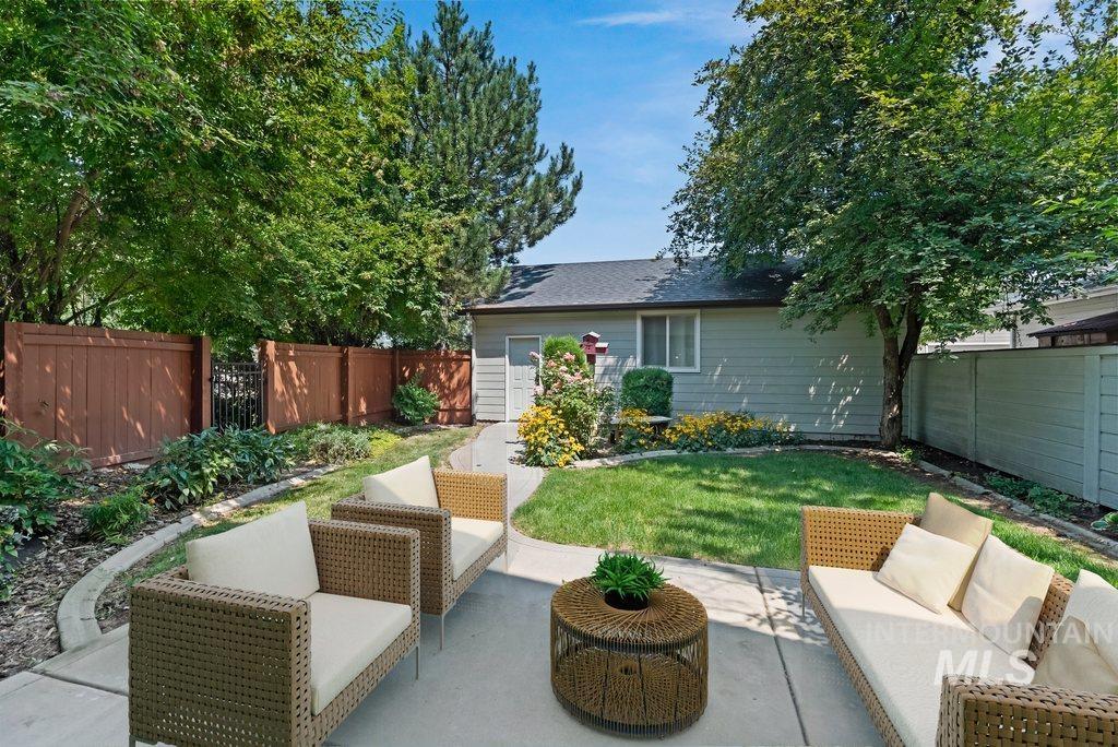 3968 N Quenzer Way Property Photo 31