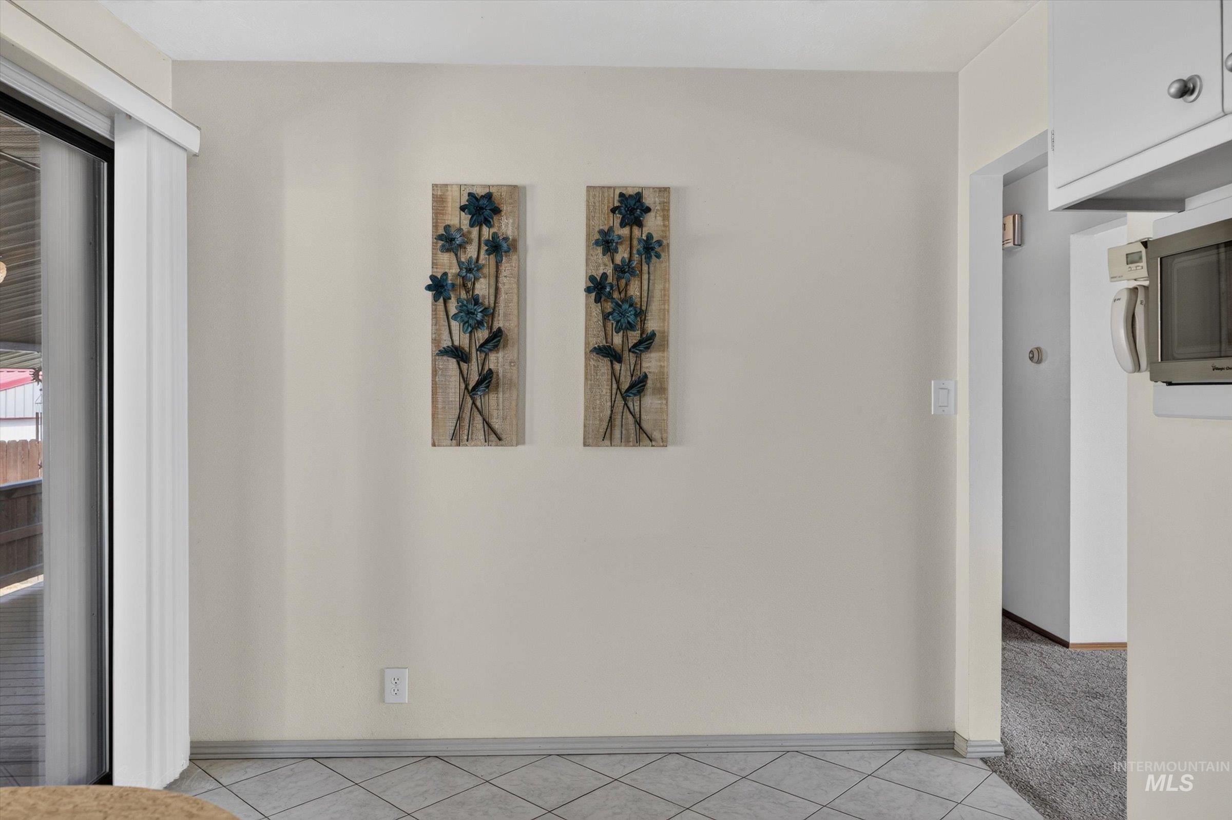 1119 Meadowbrook Ln Property Photo 13