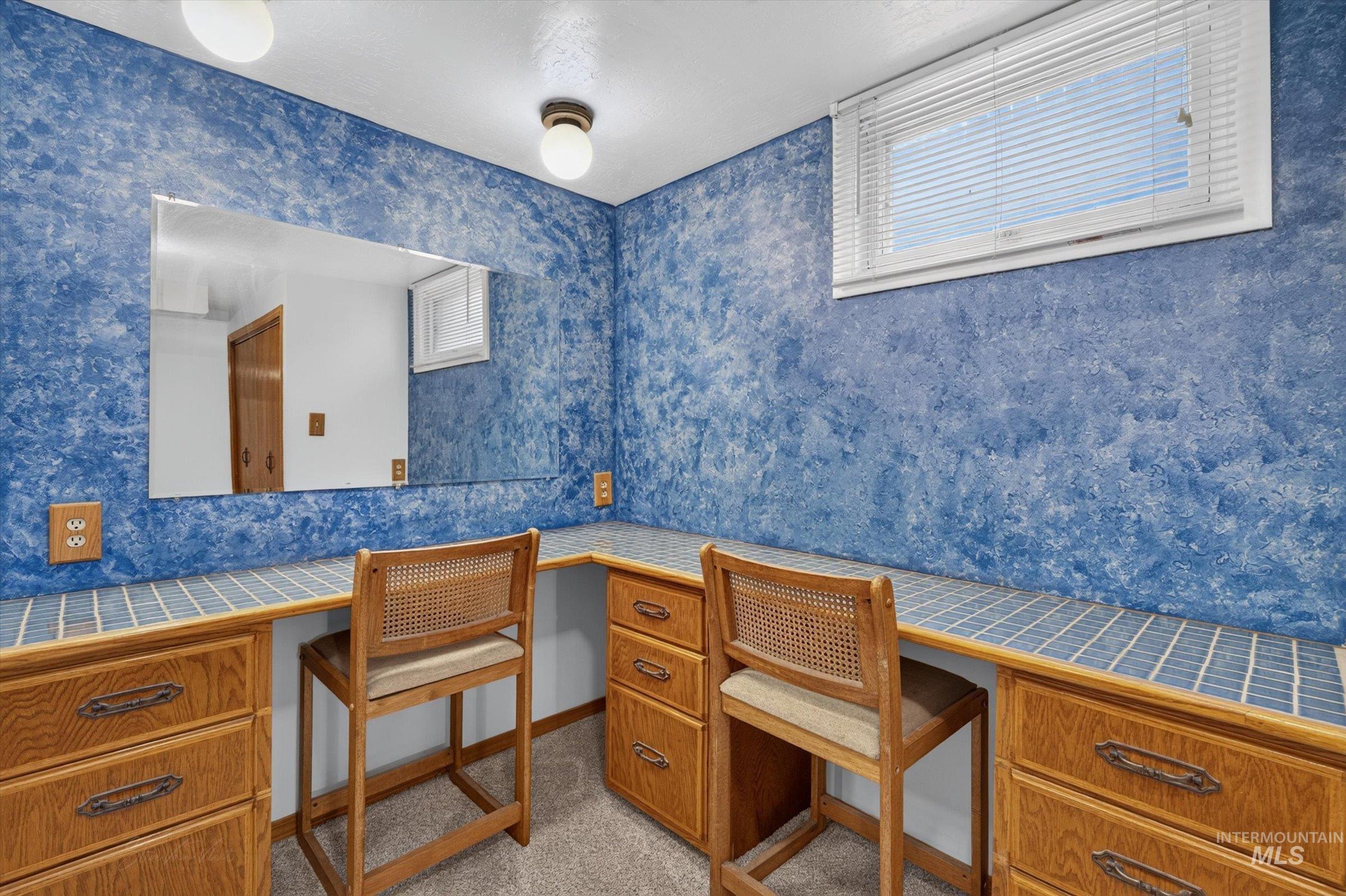 1119 Meadowbrook Ln Property Photo 29