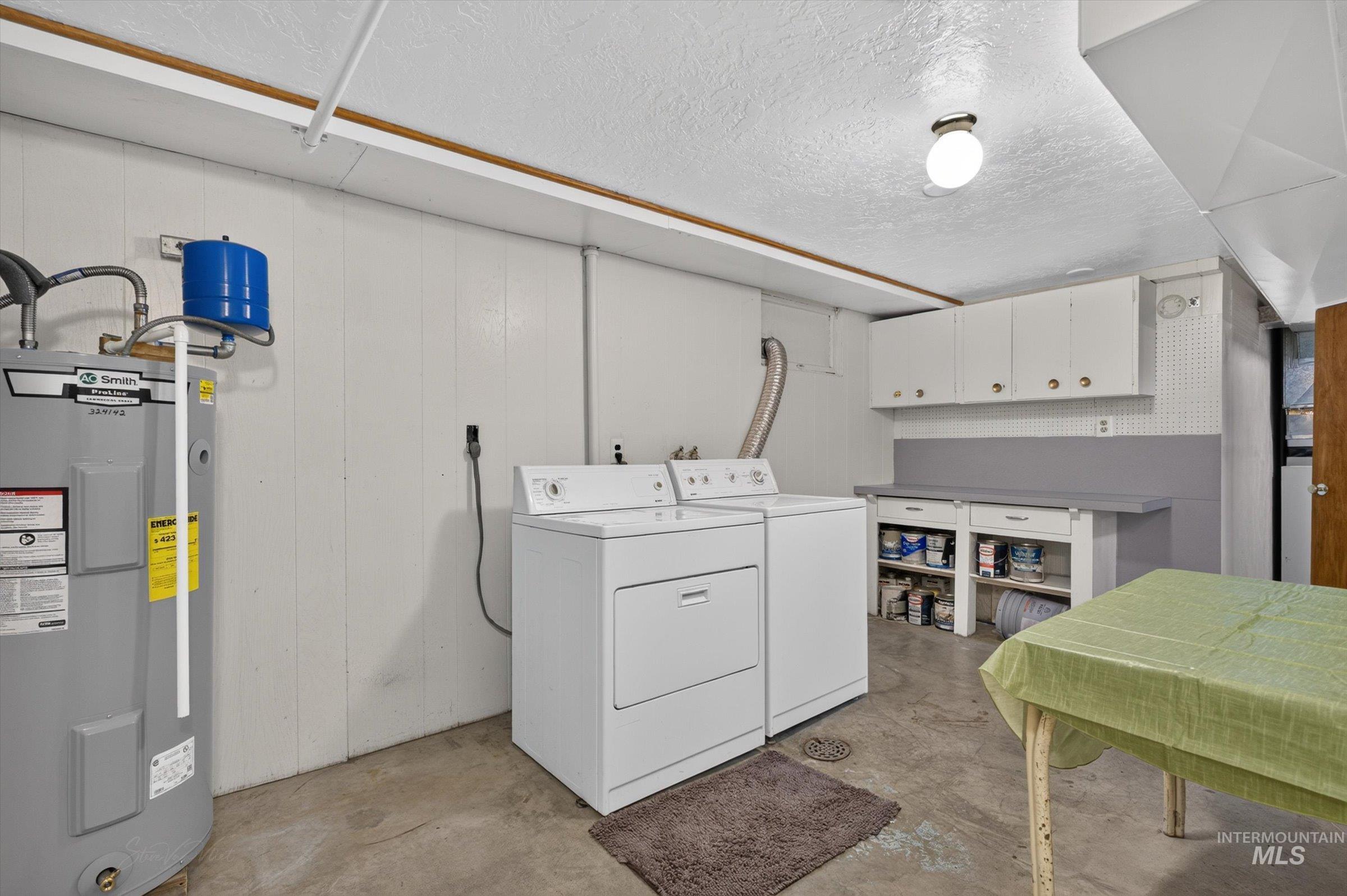 1119 Meadowbrook Ln Property Photo 33