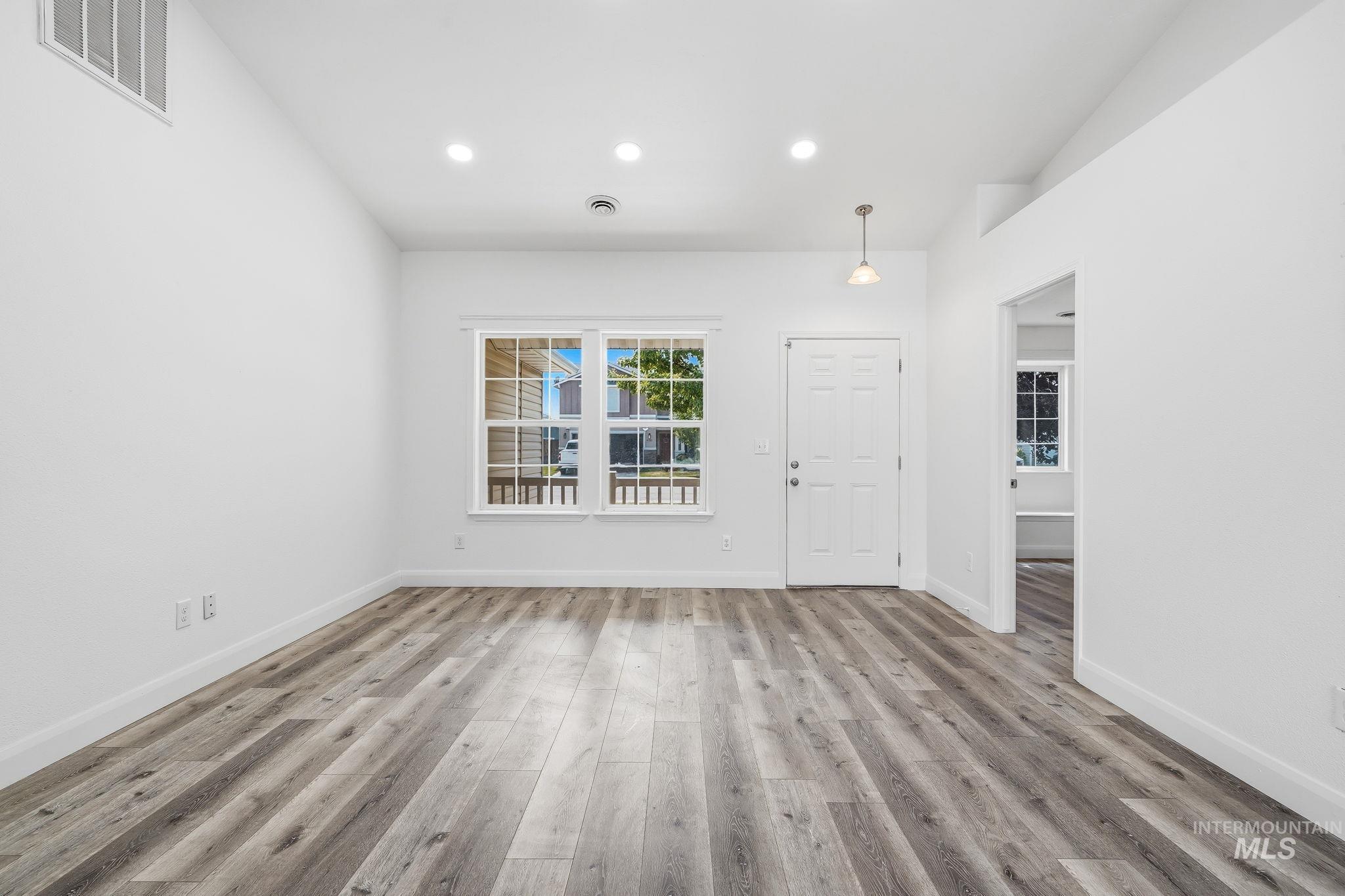 4180 S Rangewood Way Property Photo 4