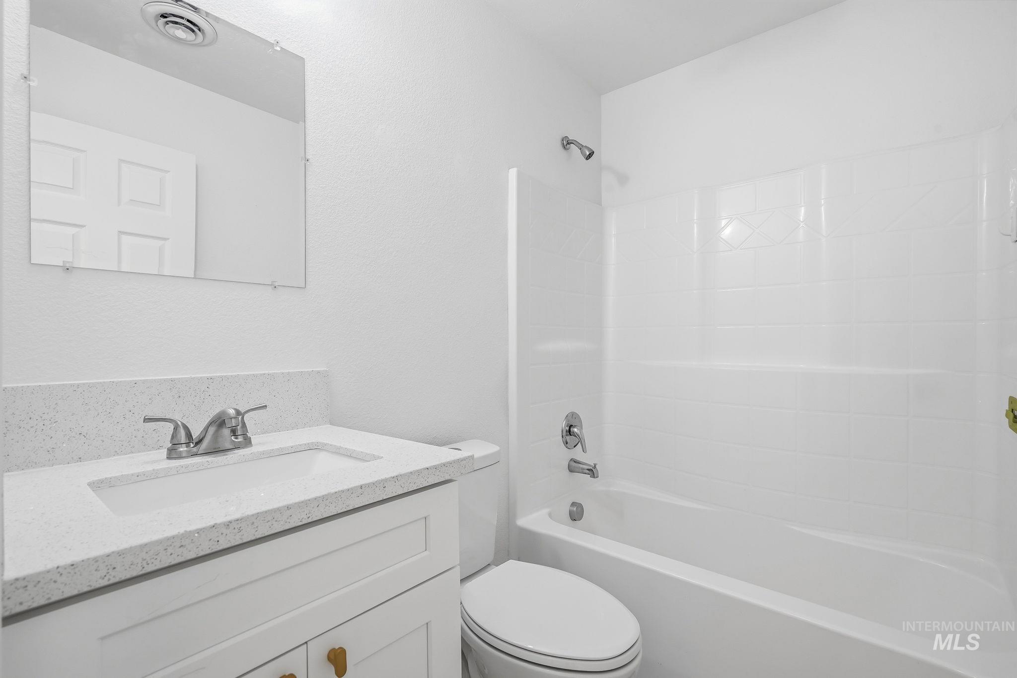 4180 S Rangewood Way Property Photo 21