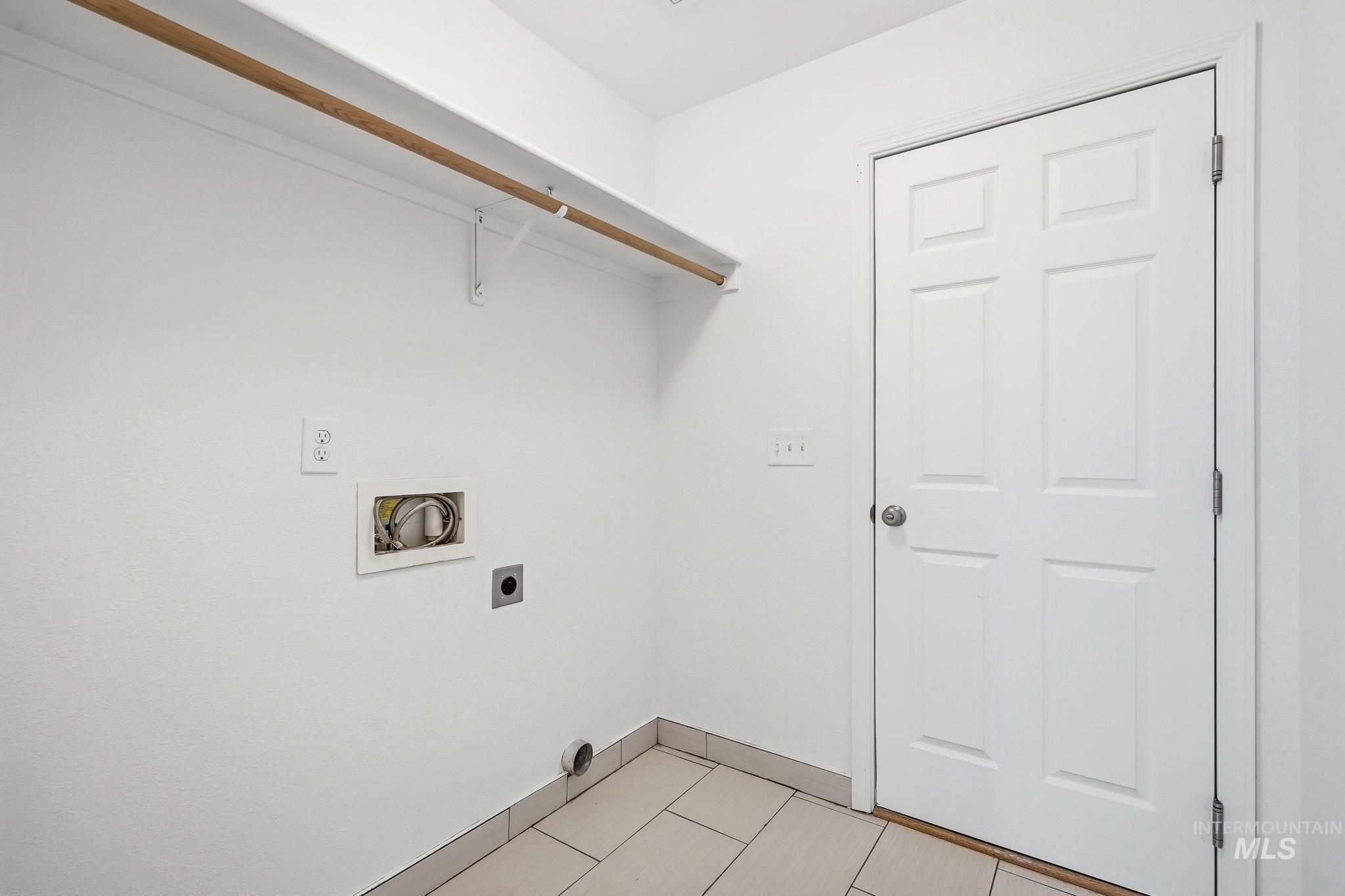 4180 S Rangewood Way Property Photo 24
