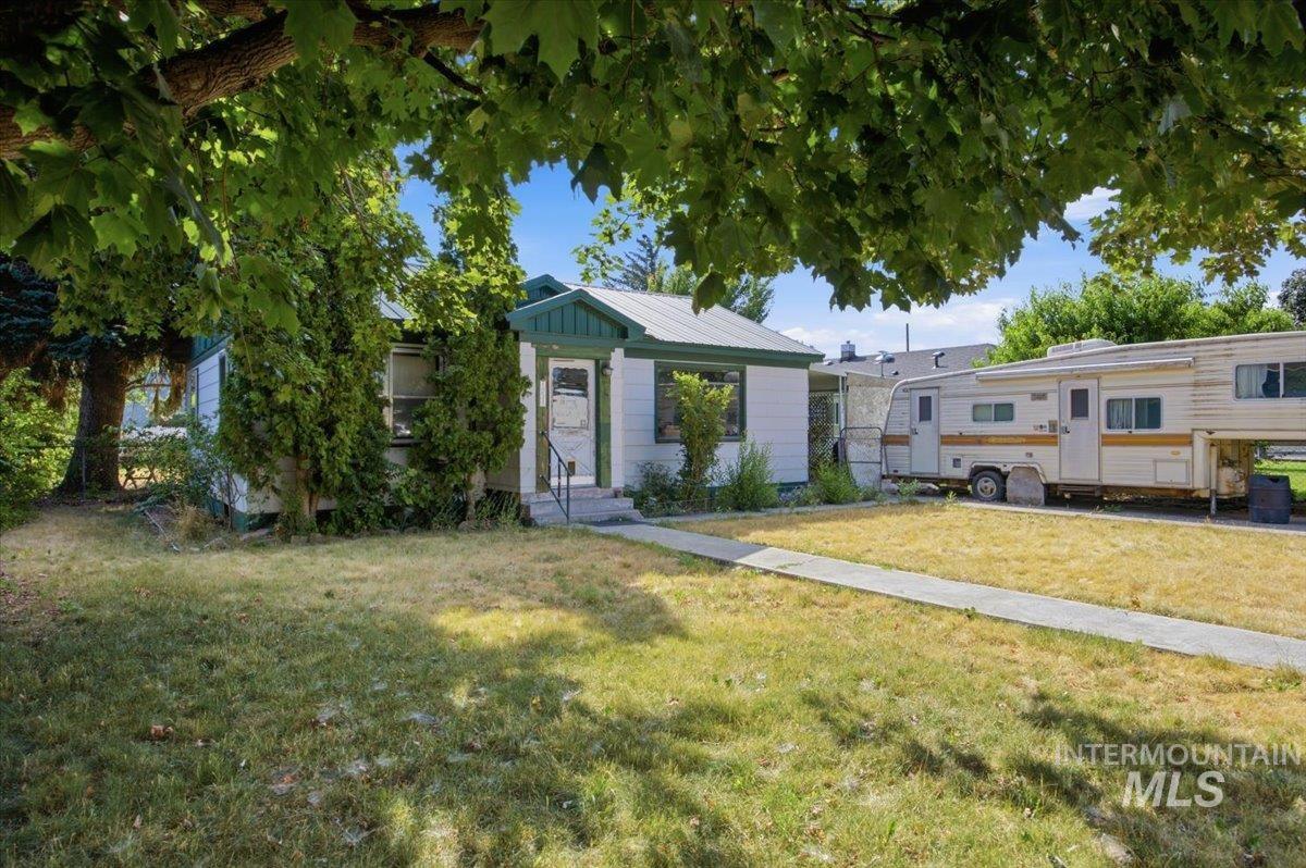 1234 Colorado St Property Photo 1