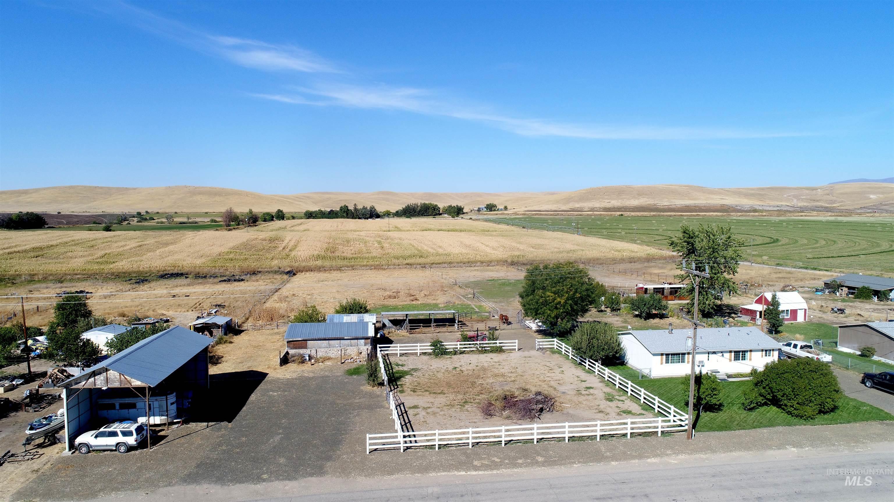 5656 Hillview Road Property Photo 1
