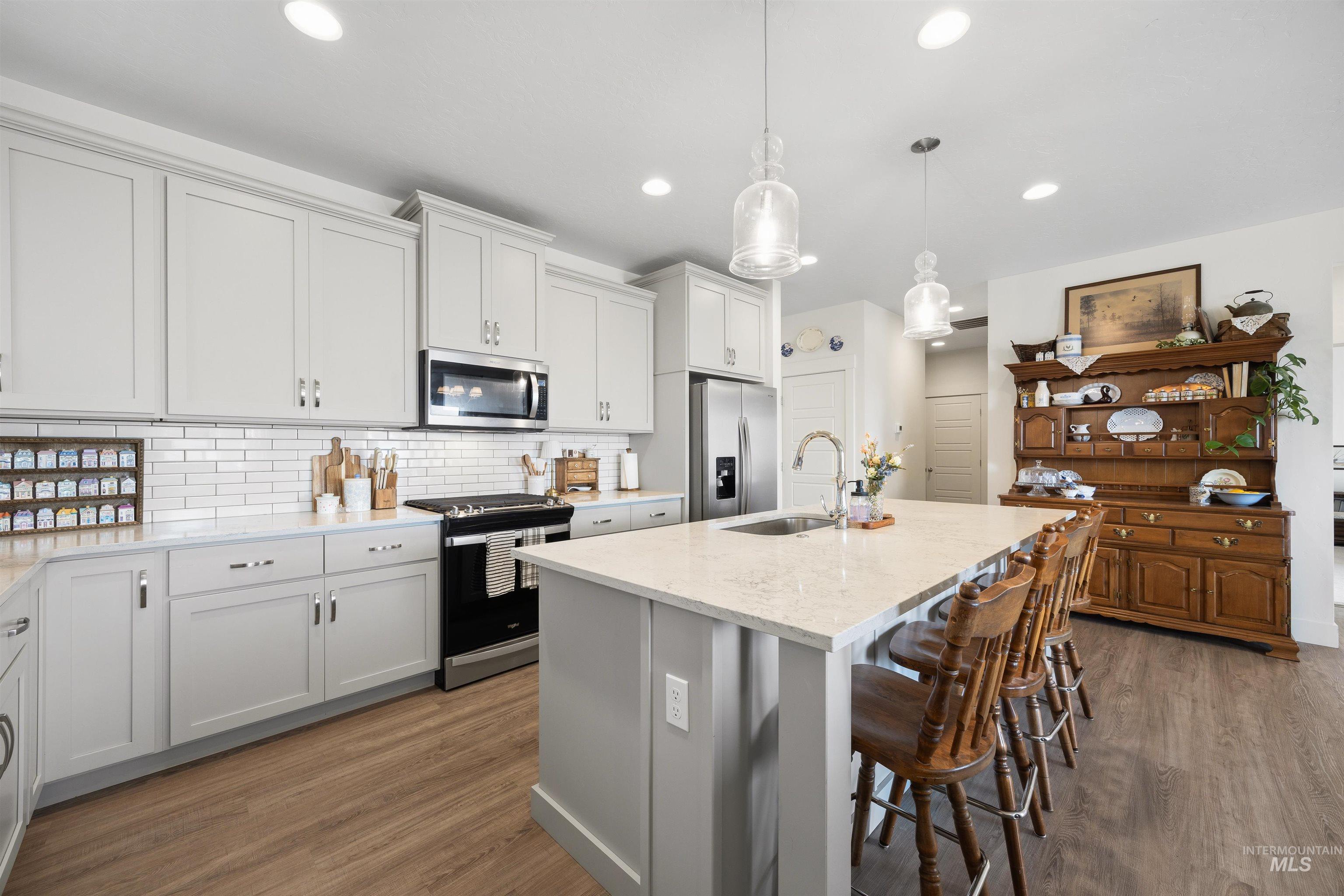 11956 W Piazza St Property Photo 6