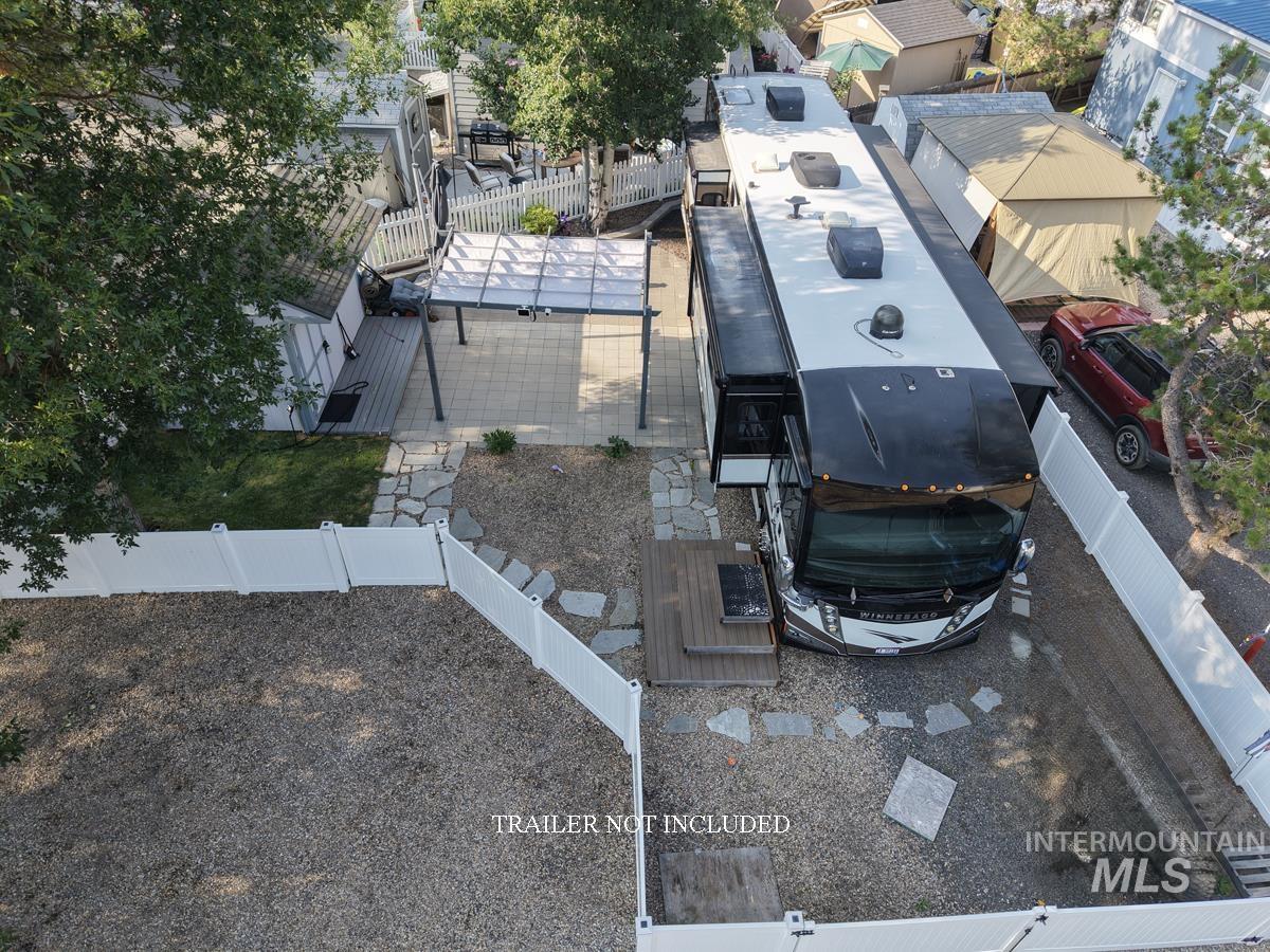 2 Q Street Property Photo 2
