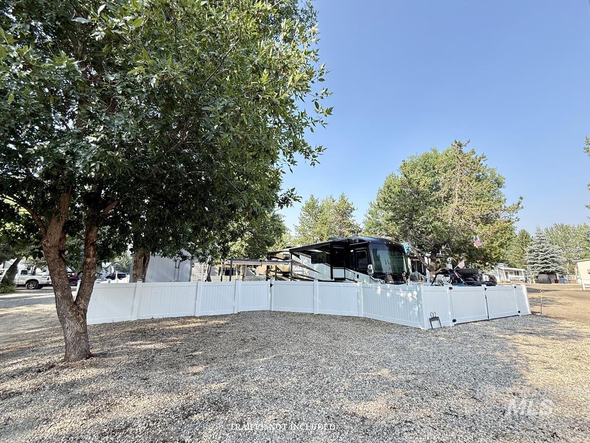 2 Q Street Property Photo 5